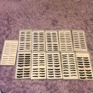 Bundle of 11 pairs of false eyeshadow